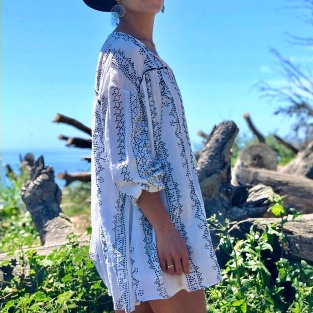 Zara Oyster White Printed Blouse top tunic cover up
Zara